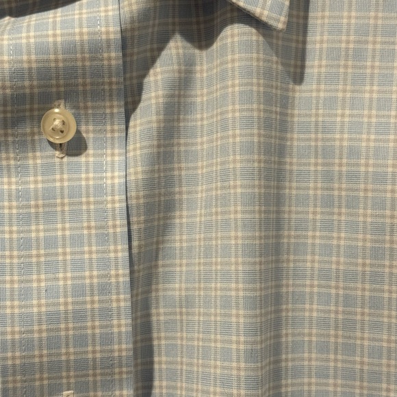 Jos. A. Bank Traveler’s Collection Light Blue w/ Creamy Tan Stripes Dress Shirt - Picture 3 of 4